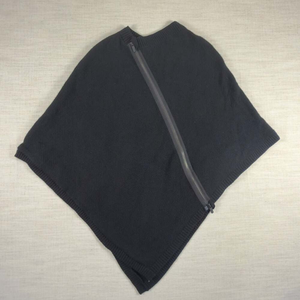 Lululemon On The Go Wool Zip Poncho Cape Minimal Luxe‎ Black OS Cozy Chic SZ OS